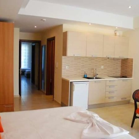 Lessioti Apartments Méthana Extérieur photo